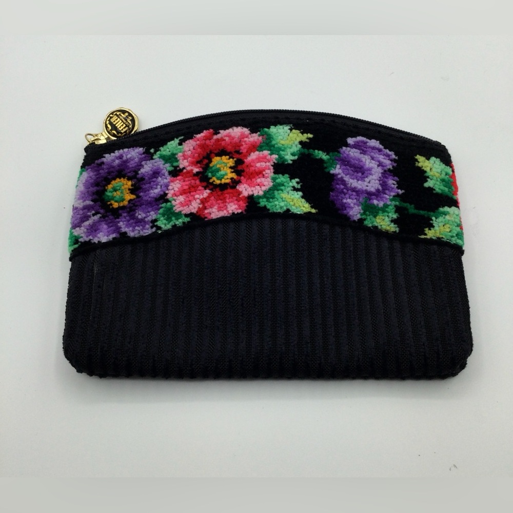 A Rare Vintage German Feiler Zip Beautiful Makeup Pouch Bag